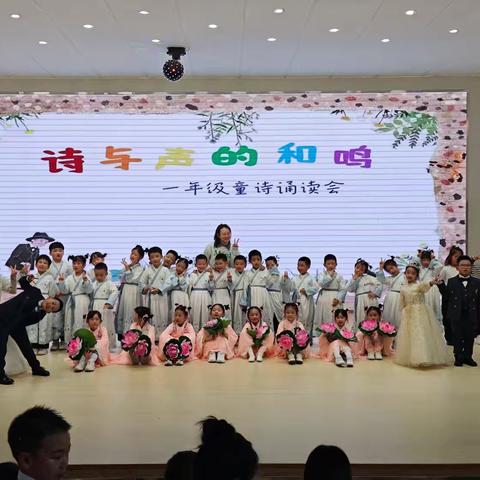 护 | 识火懂险，自护先行——记龙湾商务区实验小学二(8)中队升旗仪式