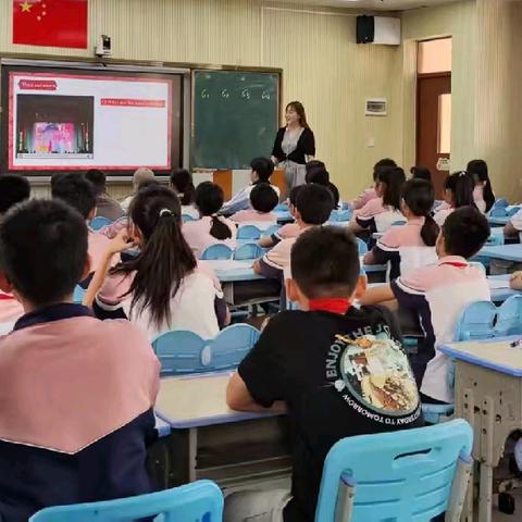 琼剧润童心，非遗绽新彩——英才滨江小学琼剧英语校本课程探索之旅