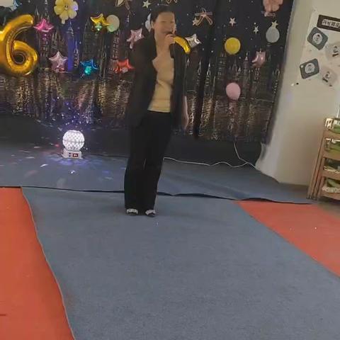 “欢乐六一.小鬼当家”小天使幼儿园六一活动