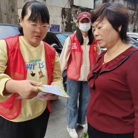 【琼山基层治理】墨客社区开展“家庭齐行动，共享健康新生活”宣传活动