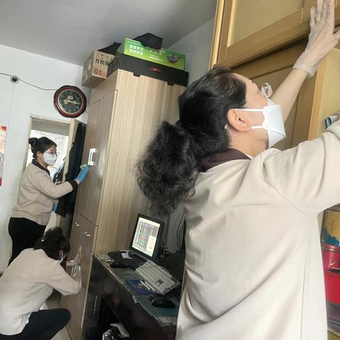 唐山文旅家政服务有限公司组织为包联社区“点对点”志愿活动——关爱阿尔兹海默症患者