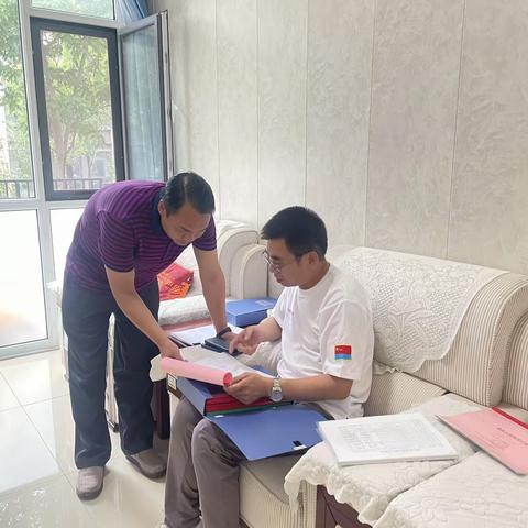 槐荫区退役军人事务局党组成员、副局长彭智文莅临吴家堡街道督导检查重点工作
