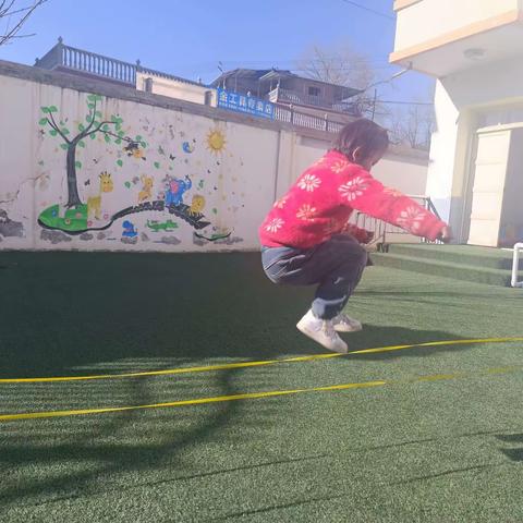 “缤纷体育，点亮童年”——卜家庄学区松树幼儿园冬季锻炼主题活动
