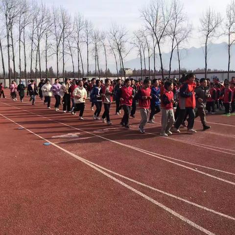 在运动中成长  在坚持中行远 ———西安市鄠邑区白庙小学“三跳”比赛纪实