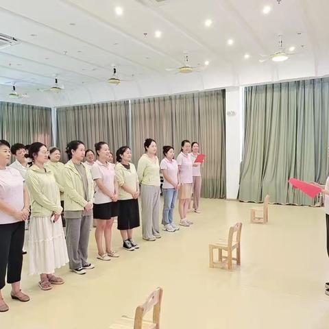 龙子湖区实验幼儿园庆祝教师节表彰大会暨团建活动