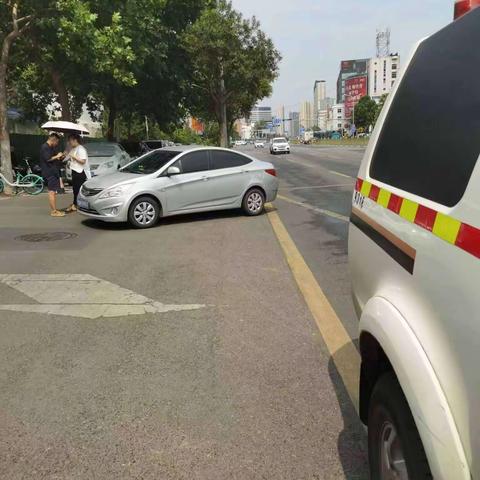 【历城大队】群众突遇交通事故陷困境，民警急办救助基金解燃急