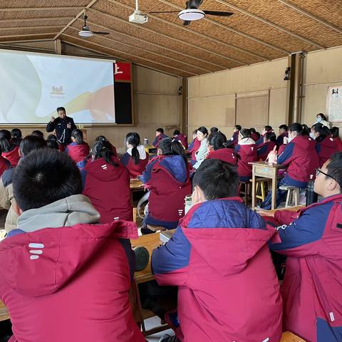 警校联手促平安，共筑“安全”防护墙——寿光市建桥学校六年级研学防诈骗活动