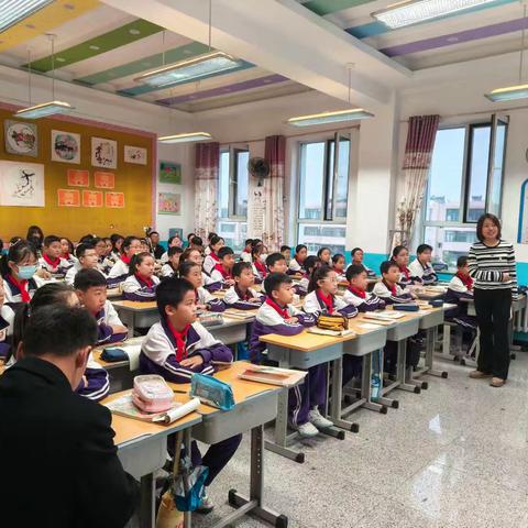 教育的力量，你我同在 ——民主路第四小学骨干教师与家长共赴课堂之旅