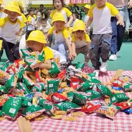 美食伴我成长，守护美好童年——乐亭二幼第一届美食节暨庆六一活动