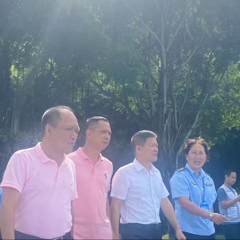 天涯区政府党组成员、市综合行政执法局天涯分局局长、区级副林长曹望成开展2023年第三季度巡林工作