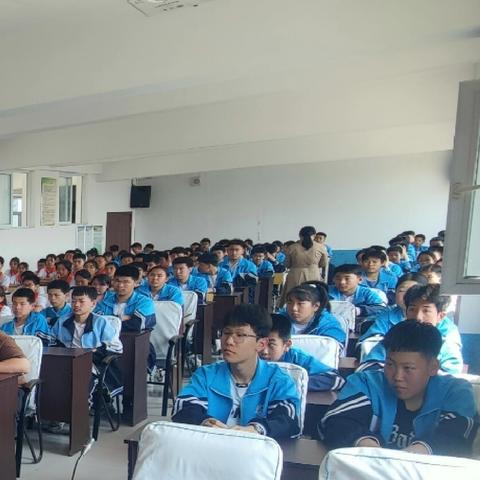 梨树县双河乡中小学《讲毛泽东的故事，做新时代好青年》———传承弘扬毛泽东崇高精神风范主题宣讲报告会