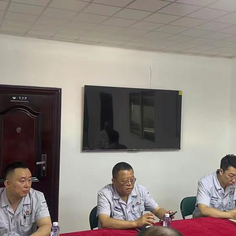 双鞍集团领导到运输二公司公司开展工作调研
