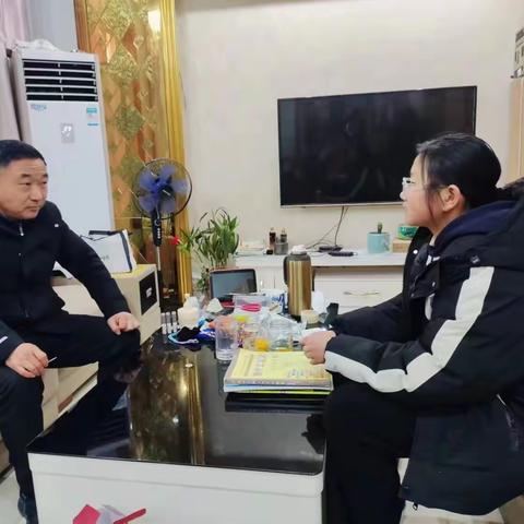 冬日家访暖人心，双向奔赴促成长           ------ 平岗初中党支部开展1月份主题党日活动