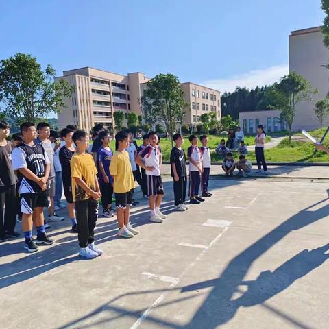 “野蛮其体魄，文明其精神”——千善乡九年一贯制学校学生篮球对抗赛