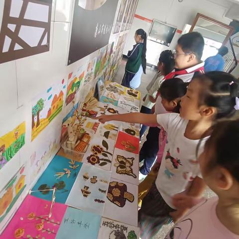 唐山市陡电小学举行“迎双节  庆丰收”劳动作品展示会