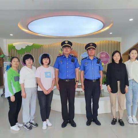 城市管理小课堂—新筑大队进新筑中心幼儿园安全教育活动