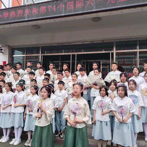 宁武县西关小学六七班“六一”记忆