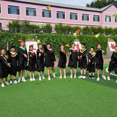 以青春之名 赴星辰之约 临江市第五中学、四道沟镇中心小学 ﻿2025届毕业典礼