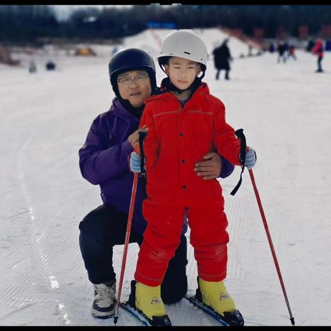 乐享冰雪假期 绽放少年风采---第五中学 四道沟镇中心小学“雪假”系列活动纪实