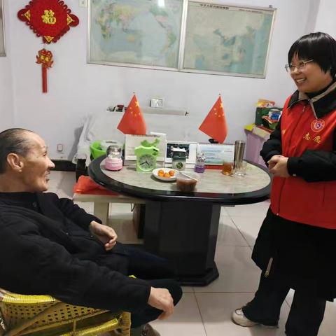 “情浓腊八节 温馨邻里情”