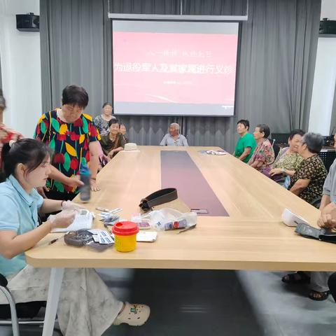 “八一精神 永放光芒” --- 送医情暖家属心