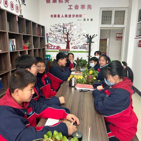 定边县五中七年级10班学雷锋活动