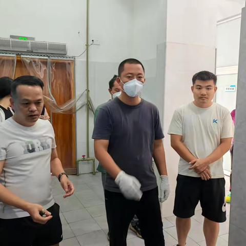 海南秀英新海实验学校——校长食堂管理工作现场办公会