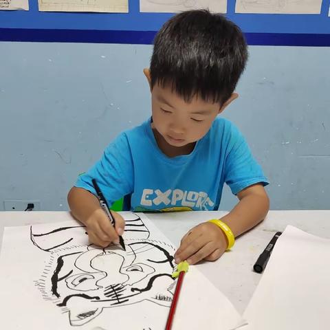 小画家梓哲成长记