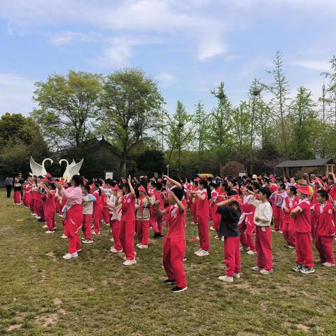 轻叩诗歌大门 漯河市源汇区许慎小学四一班学生的诗作（2）