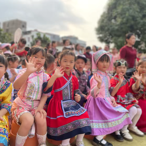 多彩三月三，共唱民族情——杨村镇中心幼儿园2025年开展广西“三月三”系列活动