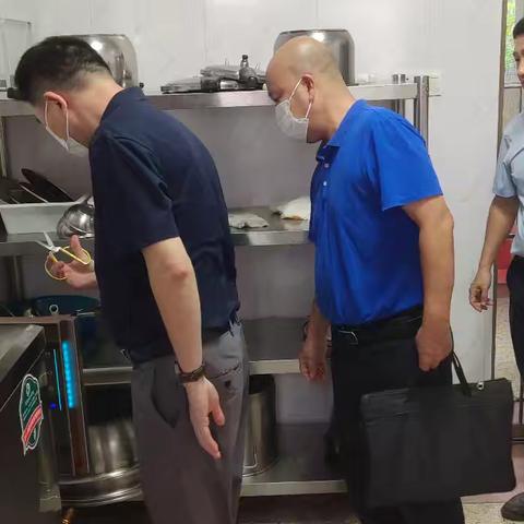 漳浦县教育局到溪坂学校期初工作督导