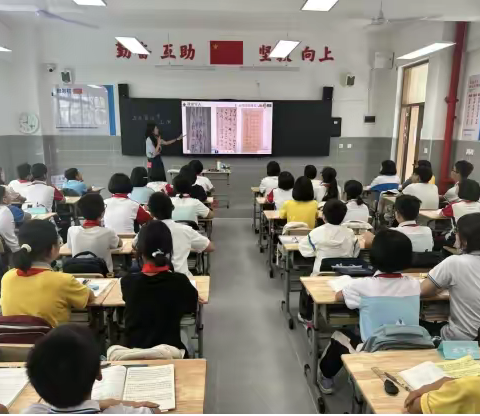共赴语文诗意之约 海口九中海秀校区与江东校区语文科组推门听课活动纪实