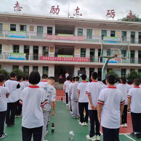 以军训之名，赴青春之约；军训军训，最闪亮的青春！