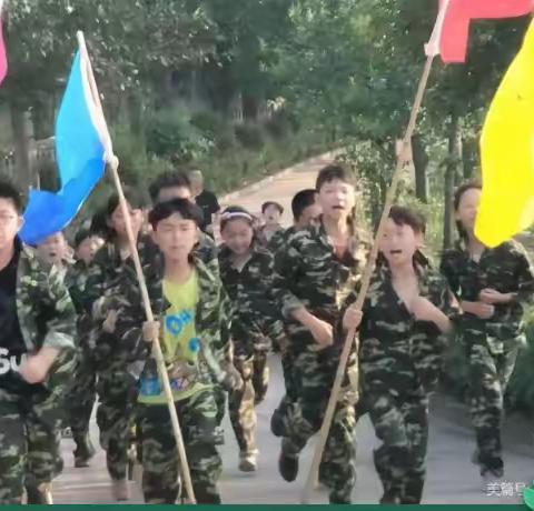 河南杰琼教育之我是特种兵征服木札岭