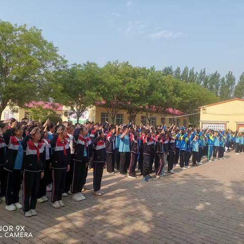 运动赋能成长：校园与家庭中的活力篇章