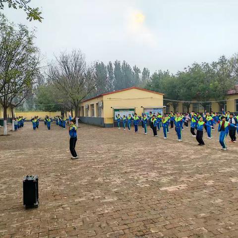 东村总校侯陵屯中心小学“逐光律动运动校园行，体育工程纪实”之六