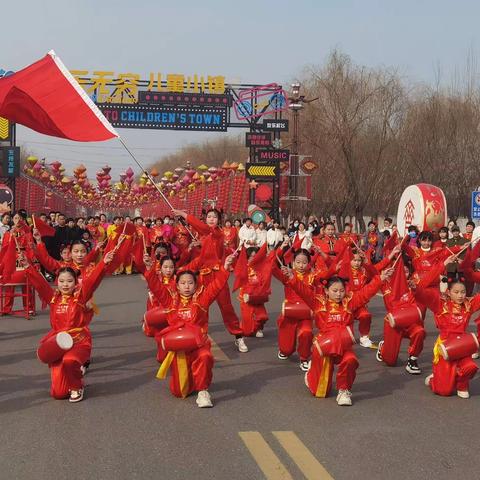 齐乐“龙龙” 展风采，童心共绘过大年——齐村小学红领巾进社区文化活动