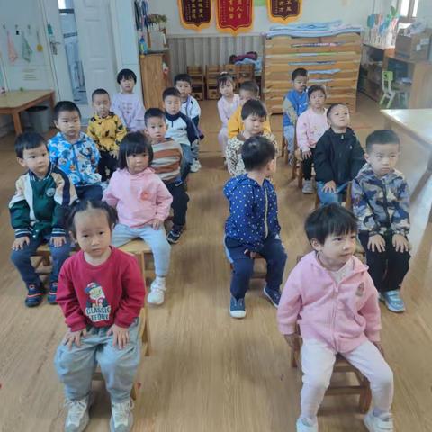 小唐人幼儿园霞霞老师的简篇