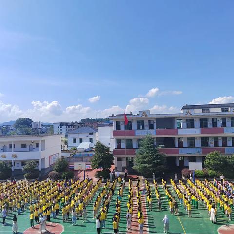 警钟长鸣，你我共防———石城县屏山中心小学开展防空防灾应急疏散演练活动