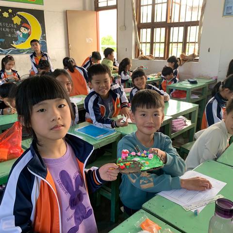 “趣味黏土，快乐成长”湖南小学特色黏土课