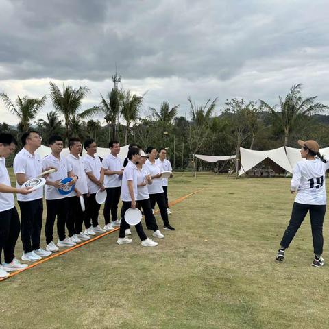 “飞”扬活力 “盘”出精彩 ——市委政研室机关工会委员会组织开展职工飞盘团建活动