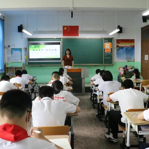 溪翁庄镇中心小学组织五六年级“同题共答”活动