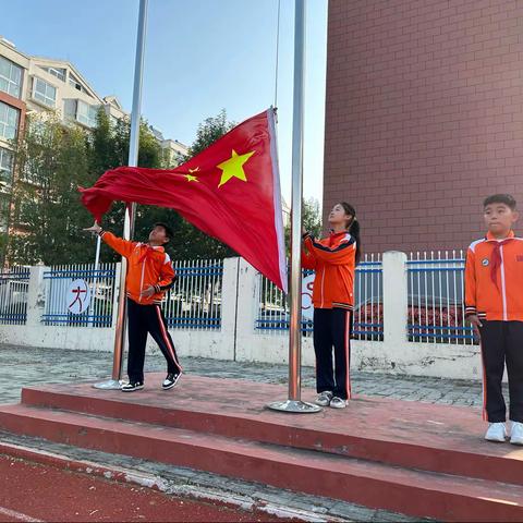 “喜迎建队日 争做好队员”——泗水县杨柳小学少先队建队日活动