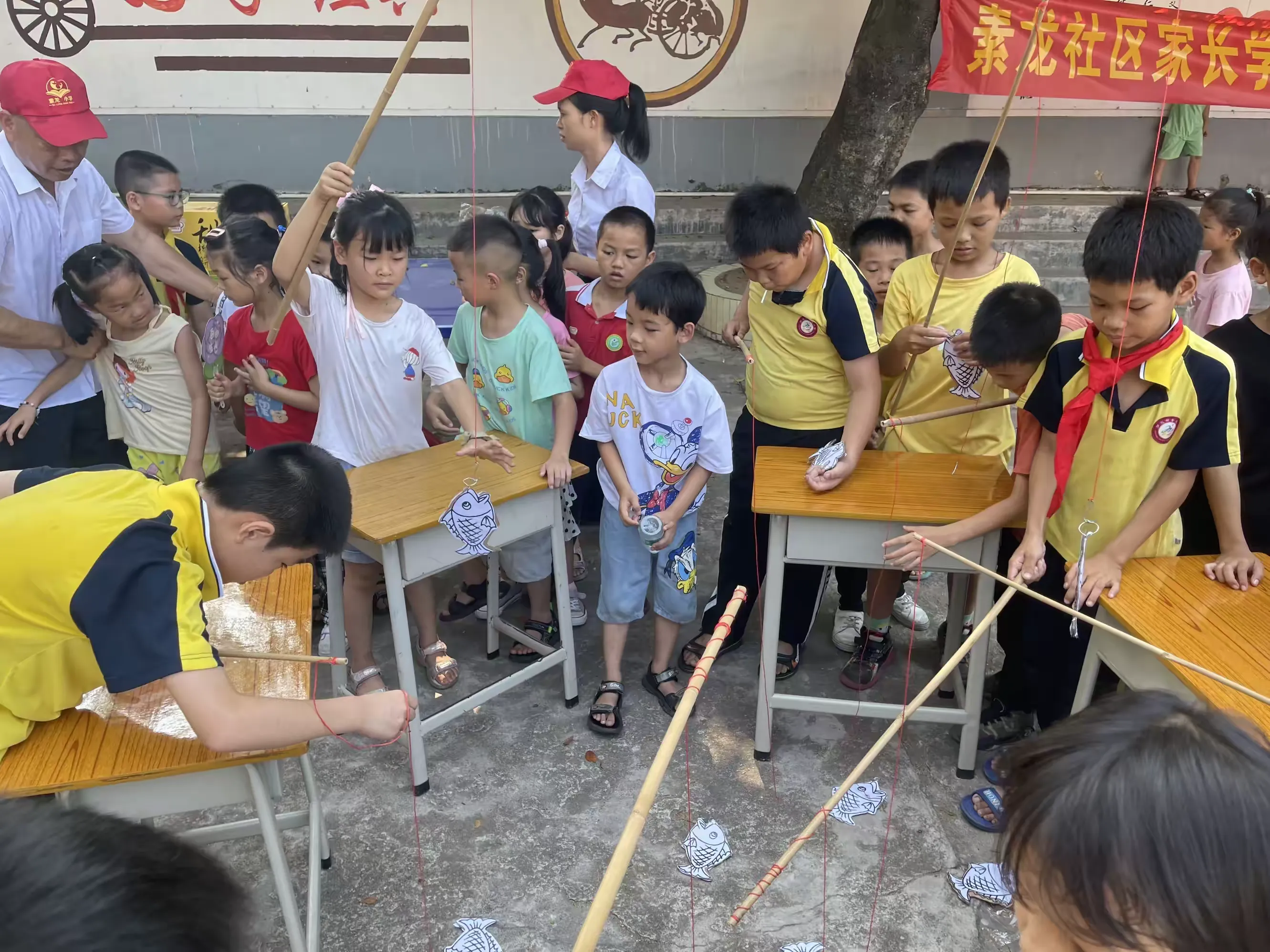 简篇-“快乐童心,放飞梦想”——素龙小学庆祝国际“六一”儿童节