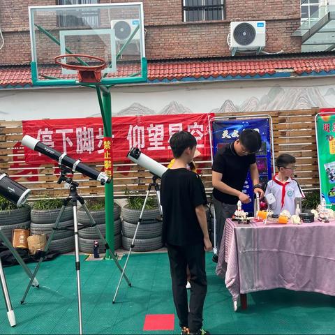 灯塔路小学庆六一天文社团展演活动