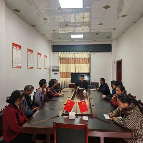 土溪镇鞍山村：持续开展两清两改两治理 村容村貌焕新颜