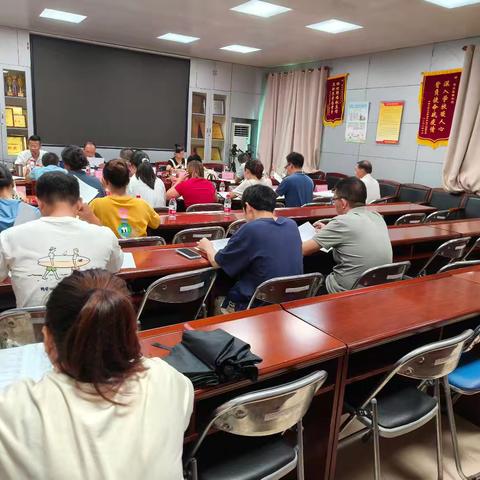 美兰区召开低保边缘家庭认定工作推进会