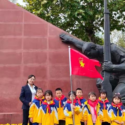 听党话，跟党走，争做新时代好队员——潼南区卧佛镇新生小学校新队员入队仪式