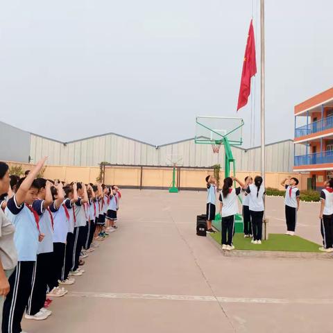 秋光师影   感恩同行 —黄粱梦教育集团贵龙岗校区庆祝教师节活动