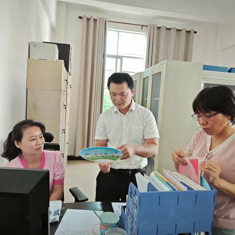 陵水县开展优化生育政策服务和家庭健康促进督导工作